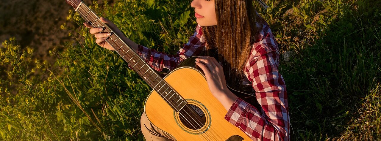 Benefits Of A Portable Pocket Guitar